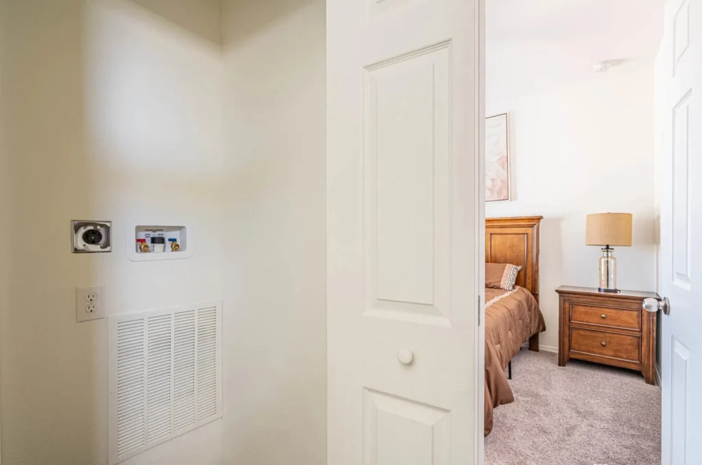 Phoenix mobile homes, set‑crew, Champion, smart‑home, budget mobile homes, Cavco Economy Plus Manufactured Homes