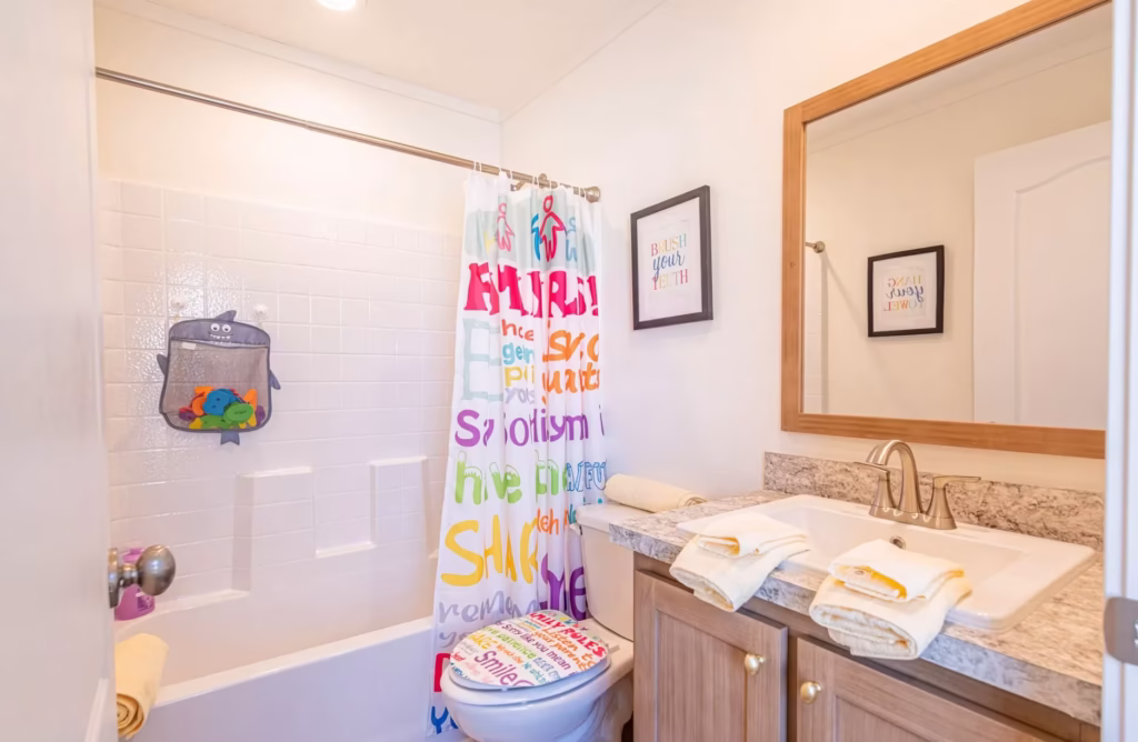delivery‑crew, pet friendly park, shingle‑roof, Clayton Tempo Series Manufactured Homes, Chandler single wides, modular