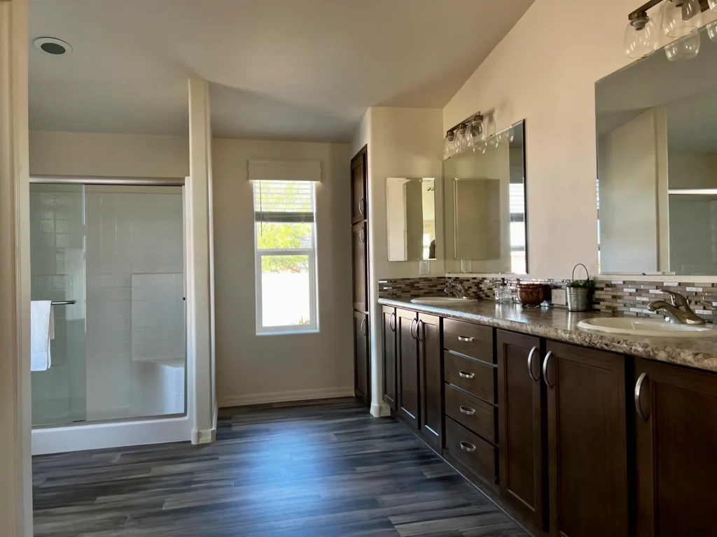 bathroom upgrades, reviews, desert‑climate, Arizona manufactured homes, delivery‑crew, cavco phoenix mountain ridge manufactu